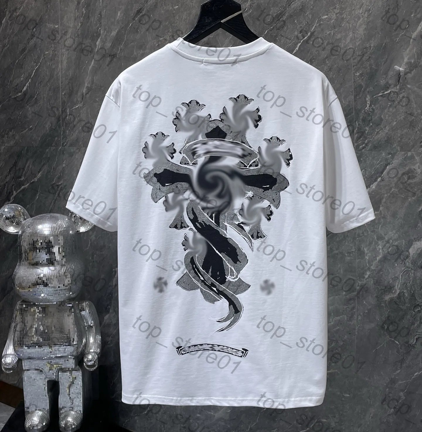 Mens Designer Clothes 2026 High-Quality Mens Chrome Hoodie Women Zipper Jacket Embroidered Horseshoe Sanskrit Cross Fashion Graphic Tee Women Casual Loose T Shirt