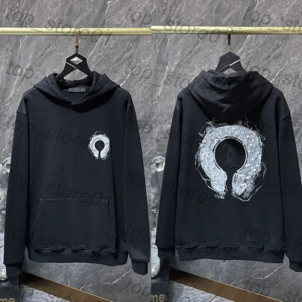 Mens Designer Clothes 2026 High-Quality Mens Chrome Hoodie Women Zipper Jacket Embroidered Horseshoe Sanskrit Cross Fashion Graphic Tee Women Casual Loose T Shirt