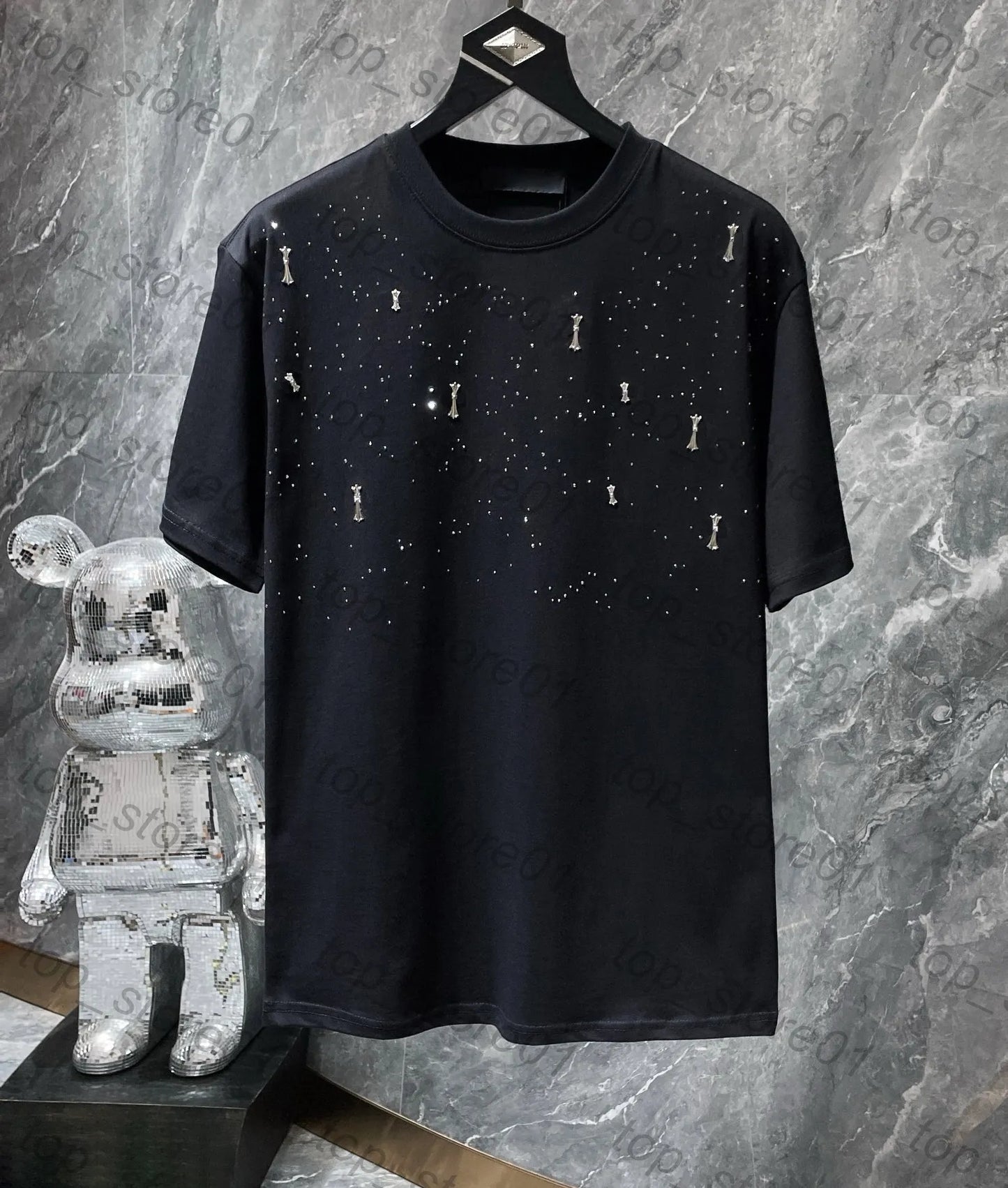 Mens Designer Clothes 2026 High-Quality Mens Chrome Hoodie Women Zipper Jacket Embroidered Horseshoe Sanskrit Cross Fashion Graphic Tee Women Casual Loose T Shirt