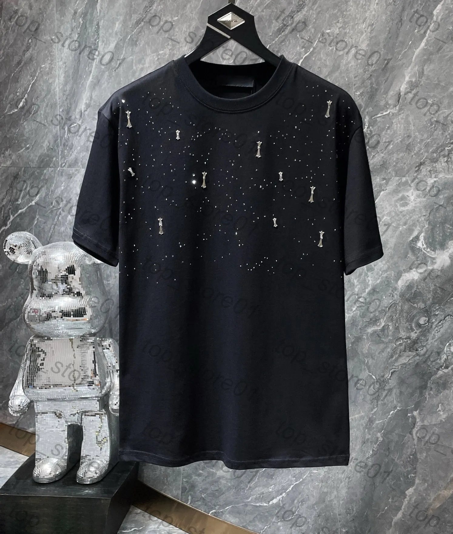 Mens Designer Clothes 2026 High-Quality Mens Chrome Hoodie Women Zipper Jacket Embroidered Horseshoe Sanskrit Cross Fashion Graphic Tee Women Casual Loose T Shirt