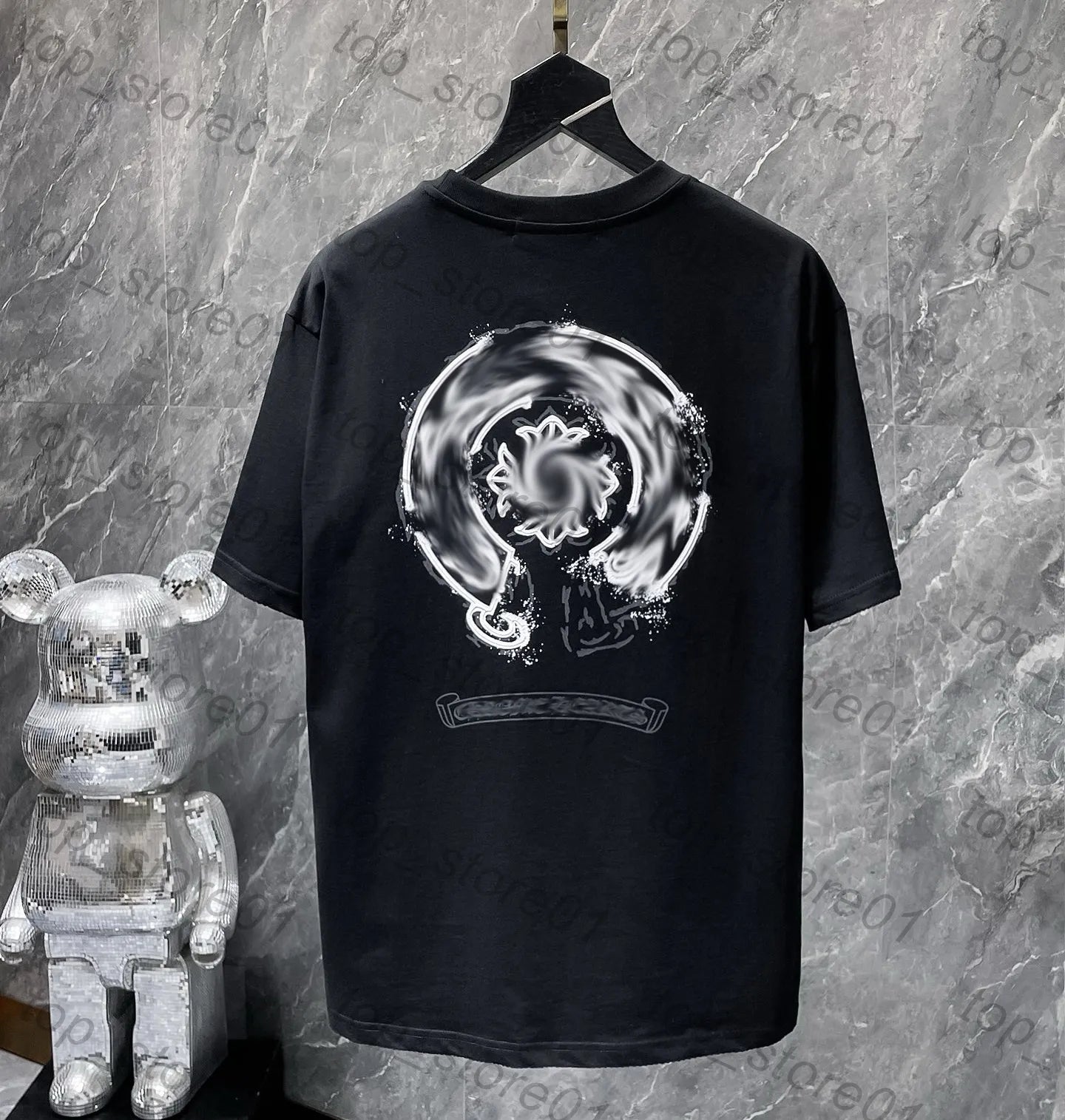 Mens Designer Clothes 2026 High-Quality Mens Chrome Hoodie Women Zipper Jacket Embroidered Horseshoe Sanskrit Cross Fashion Graphic Tee Women Casual Loose T Shirt